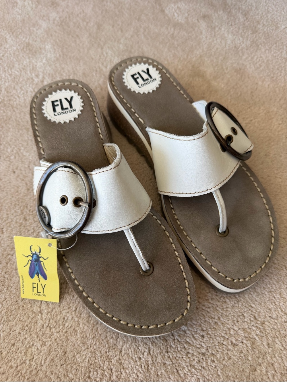 NWT FLY London White Leather Buckle Thong Sandals